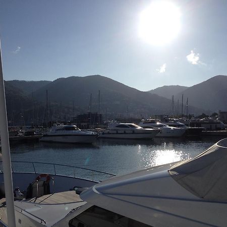 Riviera Boat Resort La Spezia Extérieur photo